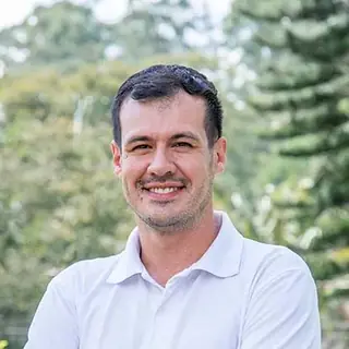 Foto de Kauê Moretti, terapeuta holístico